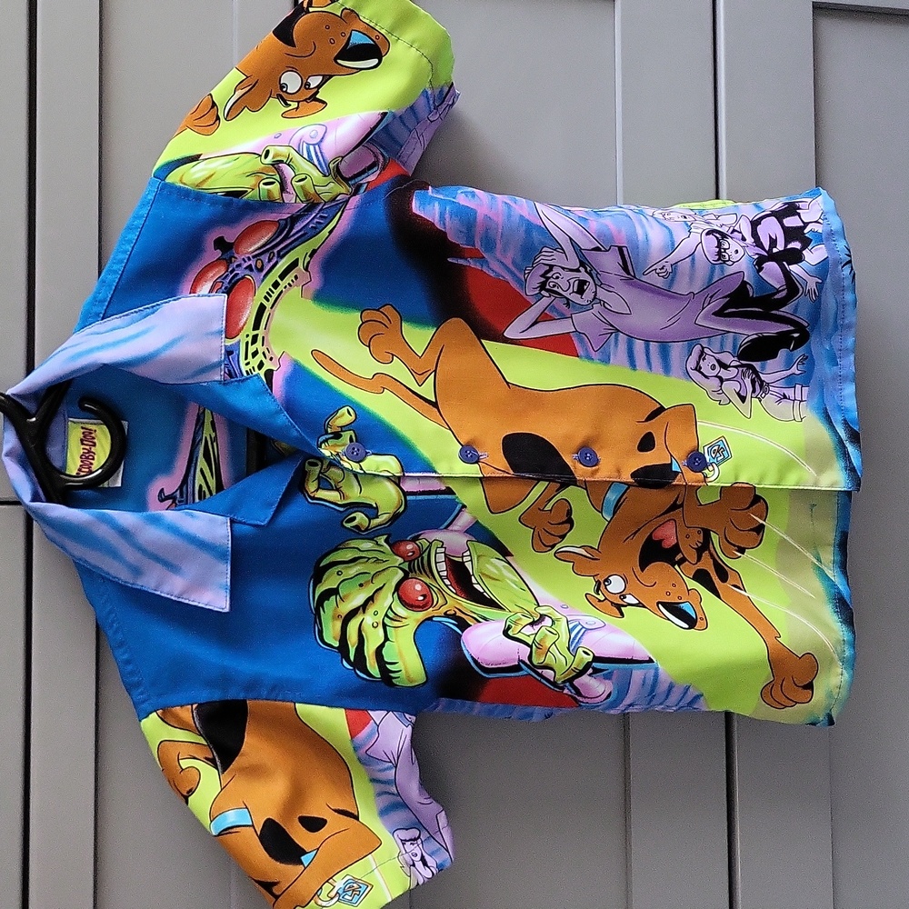 KIDS SCOOBY-DOO SHIRT SIZE 5